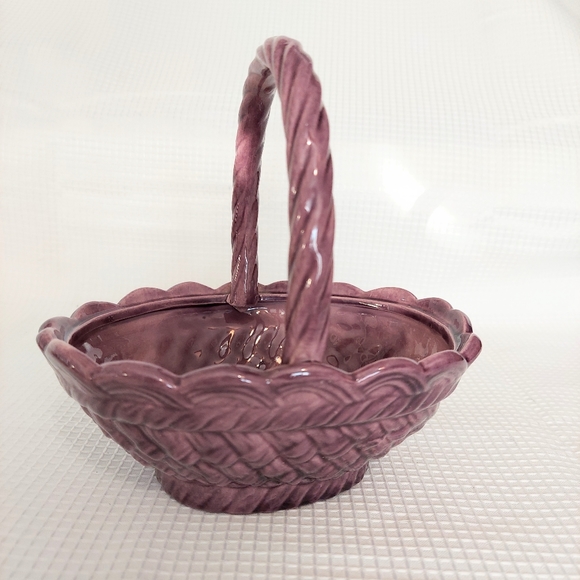 Vintage Provincial Stoneware Basket Purple Weave Pattern Spring Floral Candy - Picture 1 of 9